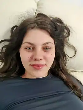 leeya lee online show from 02/11/25, 04:55