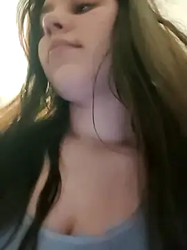 leeya lee online show from 02/20/25, 04:18