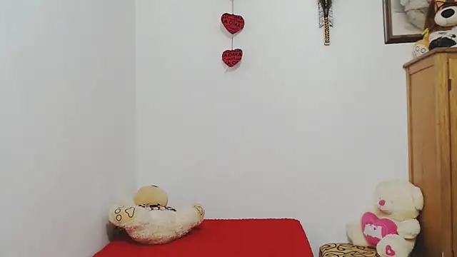 ariellth online show from 10/08/25, 04:37