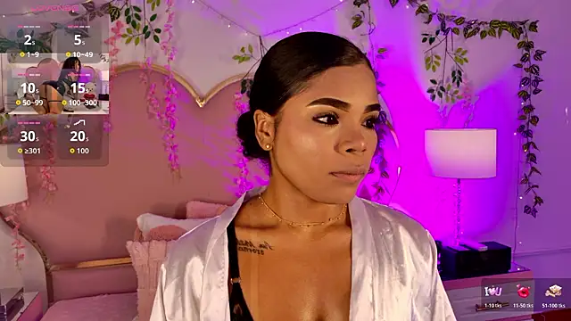 NahiaraReina online show from 03/15/26, 01:17