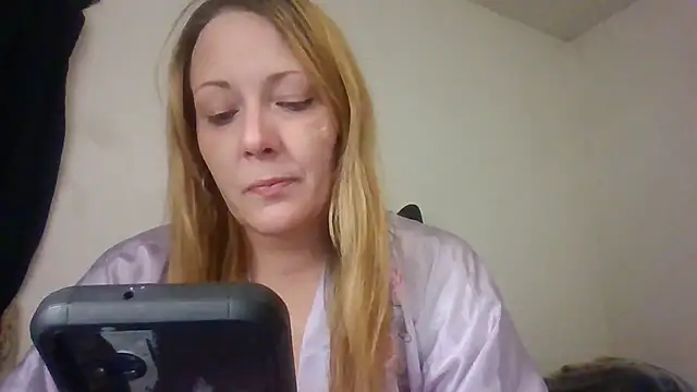 rosequartz online show from 01/18/26, 06:17