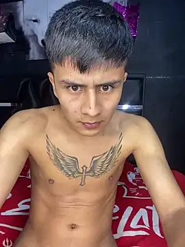 Snapshot of The__Rodriguez chatting on 02/01/25, 12:18 The Rodriguez online show from 02/01/25, 12:18