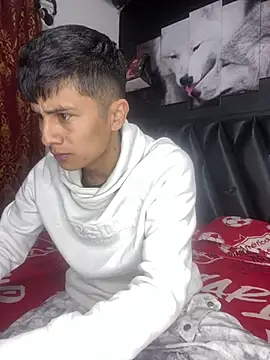 Snapshot of The__Rodriguez chatting on 02/13/25, 10:23 The Rodriguez online show from 02/13/25, 10:23