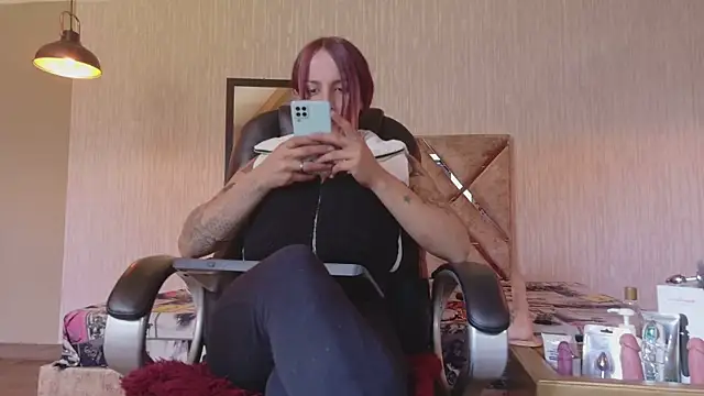 engel devil online show from 11/08/25, 12:38