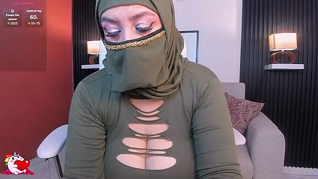 cloe sirena online show from 11/10/25, 02:49