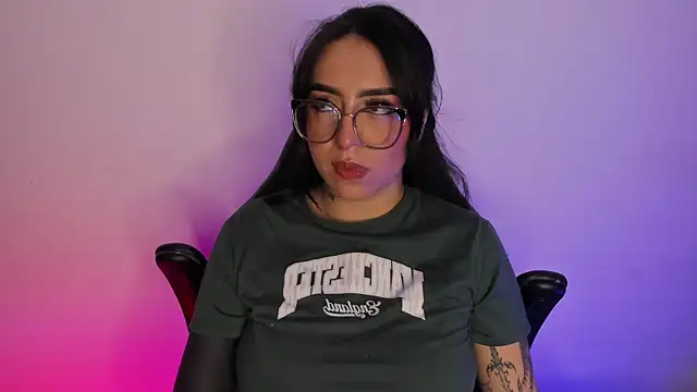 AnnikaMerliahh  online show from 10/12/25, 12:53