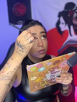 AnnikaMerliahh  online show from 10/24/25, 09:22