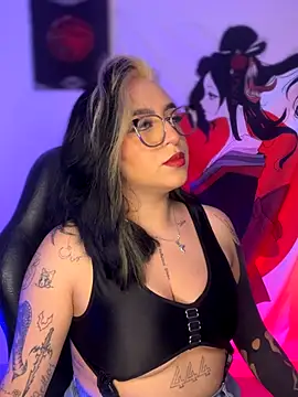 AnnikaMerliahh  online show from 10/26/25, 02:28