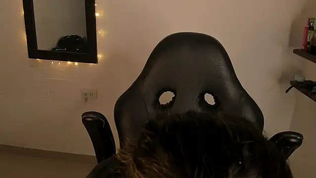 AnnikaMerliahh  online show from 02/20/26, 12:38