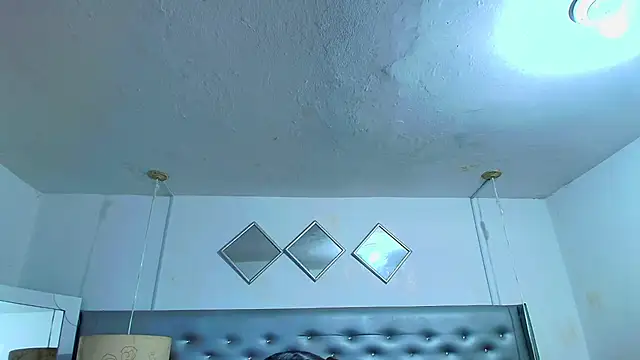 EileenBenzon online show from 03/28/26, 03:33