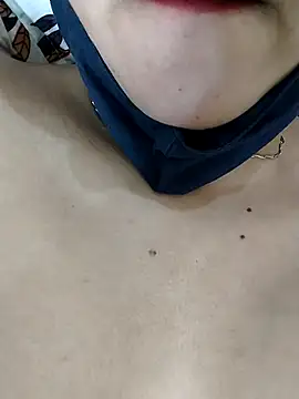 Snapshot of Black_baby chatting on 03/20/25, 10:40 Black baby online show from 03/20/25, 10:40