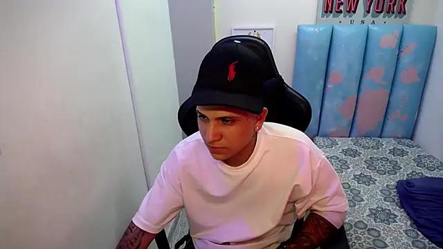 Snapshot of Brayan_lopezz chatting on 05/05/26, 03:36 Brayan lopezz online show from 05/05/26, 03:36