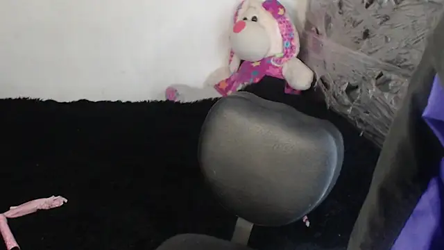 skinny sweet2411 online show from 12/03/25, 04:09