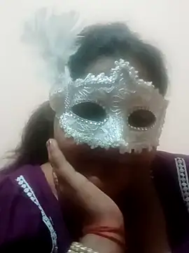 Snapshot of seemi_bhabhi chatting on 01/20/25, 07:35 seemi bhabhi online show from 01/20/25, 07:35