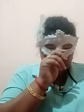 Snapshot of seemi_bhabhi chatting on 02/22/25, 11:13 seemi bhabhi online show from 02/22/25, 11:13