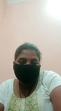 Snapshot of seemi_bhabhi chatting on 03/21/25, 05:54 seemi bhabhi online show from 03/21/25, 05:54