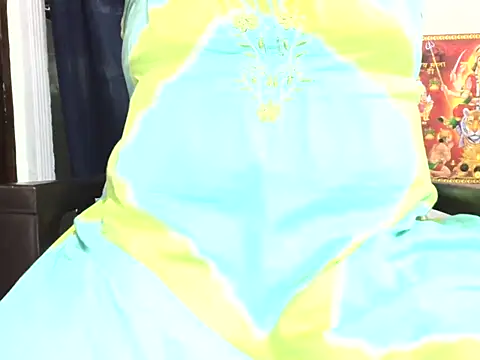 Snapshot of seemi_bhabhi chatting on 02/24/26, 06:11 seemi bhabhi online show from 02/24/26, 06:11