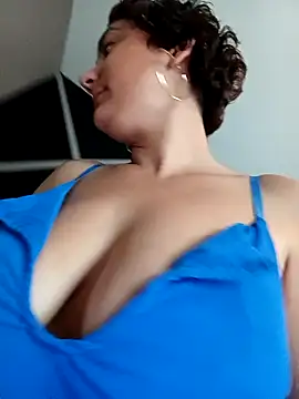 Nell-X online show from 10/03/25, 08:22