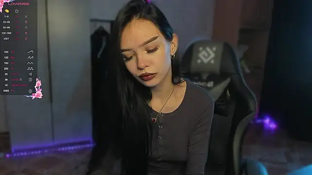 SweetyDeviliya online show from 02/16/26, 03:24