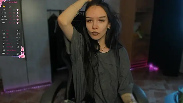 SweetyDeviliya online show from 02/17/26, 03:47