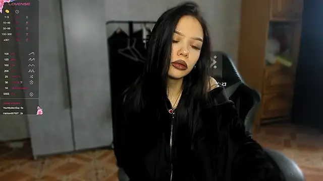 SweetyDeviliya online show from 03/12/26, 06:41