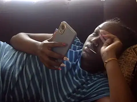 Chichii- online show from 02/27/25, 09:11