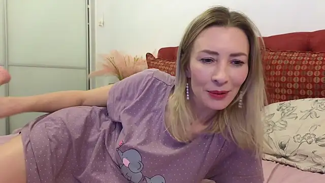  Maddalena  online show from 03/05/25, 12:05