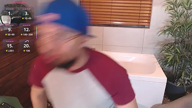 Edward max online show from 03/30/26, 03:51