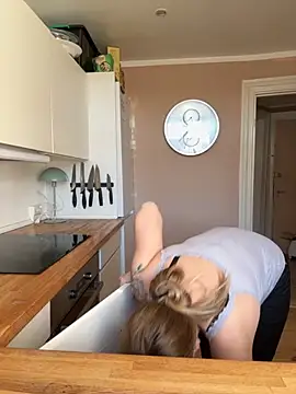 Hr Frk Olsen online show from 10/14/25, 09:43