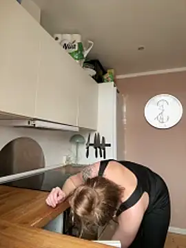 Hr Frk Olsen online show from 10/17/25, 12:41