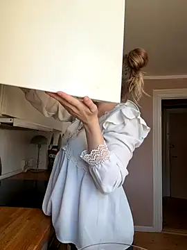 Hr Frk Olsen online show from 10/18/25, 09:54