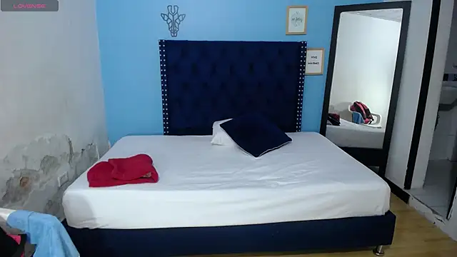 kinky redhead18 online show from 03/11/25, 12:28