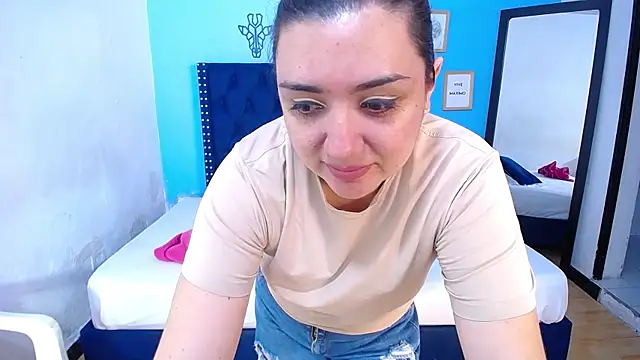 kinky redhead18 online show from 09/13/25, 01:11