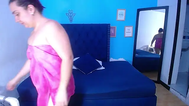 kinky redhead18 online show from 12/13/25, 07:53