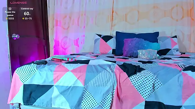 lanaa paul1 online show from 10/23/25, 09:02