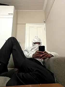 Mischevous T69 online show from 09/29/25, 11:15