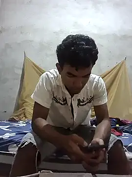 Snapshot of Reynold2608 chatting on 01/07/25, 08:52 Reynold2608 online show from 01/07/25, 08:52