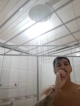 Snapshot of novdotado chatting on 03/02/25, 11:42 novdotado online show from 03/02/25, 11:42