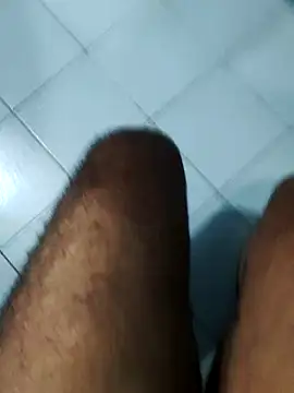 Snapshot of hass-925 chatting on 03/15/25, 02:46 hass-925 online show from 03/15/25, 02:46