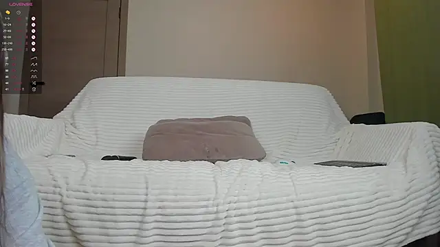 Snapshot of squ1kt chatting on 01/28/25, 07:53 squ1kt online show from 01/28/25, 07:53