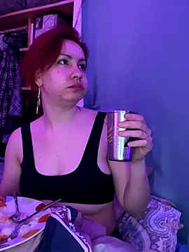 Nina-Chick777 online show from 10/29/25, 04:04