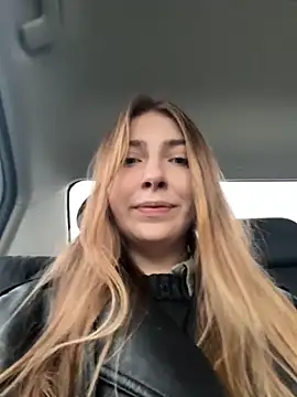 Sunny   Bunny online show from 02/11/26, 12:32