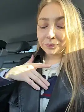 Sunny   Bunny online show from 03/06/26, 12:12