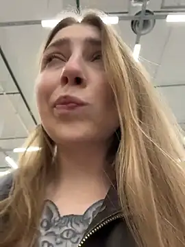 Sunny   Bunny online show from 04/05/26, 11:18