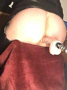Snapshot of Inseminator69 chatting on 05/20/26, 05:24 Inseminator69 online show from 05/20/26, 05:24
