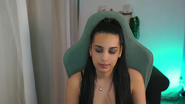 Snapshot of mila__denver chatting on 03/22/25, 06:03 mila denver online show from 03/22/25, 06:03