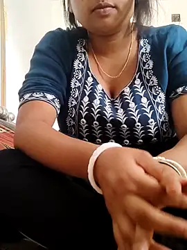 Priya 2222 online show from 03/04/25, 08:02