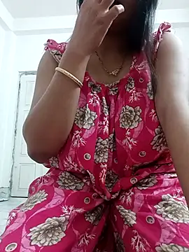 Snapshot of Priya_2222 chatting on 03/29/26, 07:58 Priya 2222 online show from 03/29/26, 07:58