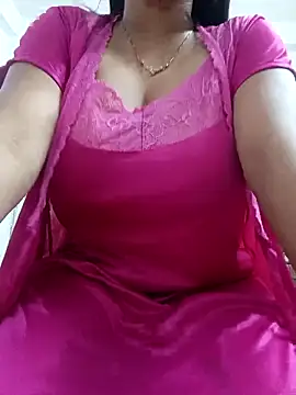 Snapshot of Priya_2222 chatting on 03/30/26, 06:42 Priya 2222 online show from 03/30/26, 06:42