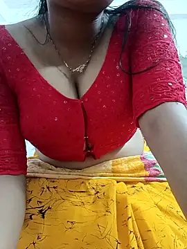 Snapshot of Priya_2222 chatting on 03/31/26, 06:52 Priya 2222 online show from 03/31/26, 06:52